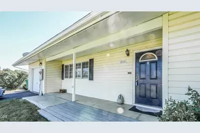 10756 Preddy Avenue, Klamath Falls, OR 97603 - Photo 1