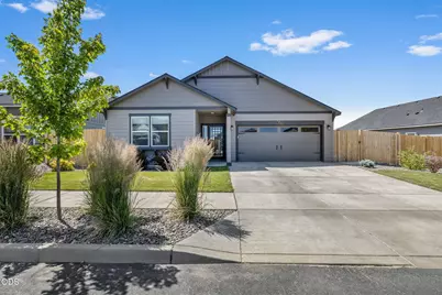 1734 NW Varnish Avenue, Redmond, OR 97756 - Photo 1