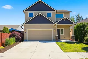 21171 SE Kayla Ct, Bend, OR 97702 - Photo 1