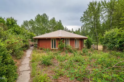 10216 W Evans Creek Road, Rogue River, OR 97537 - Photo 1
