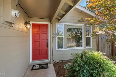 1486 Lawnridge Street, Medford, OR 97504 - Photo 1