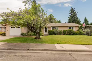 1451 NE Meier Dr, Grants Pass, OR 97526 - Photo 1
