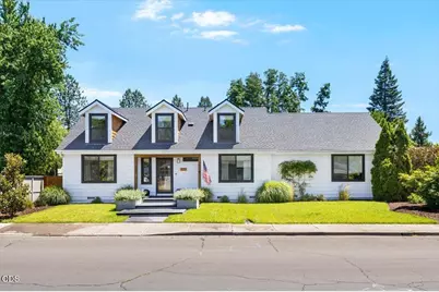 421 Silverado Circle, Medford, OR 97504 - Photo 1
