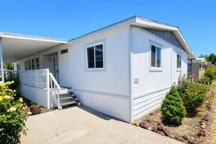3555 S Pacific Hwy, Medford, OR 97501 - Photo 1