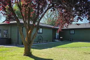 5824 Independence Ave, Klamath Falls, OR 97603 - Photo 1