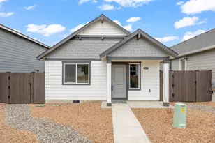 4080 SW Obsidian Pl, Redmond, OR 97756 - Photo 1