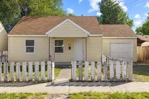 432 Division St, Klamath Falls, OR 97601 - Photo 1