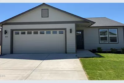 623 NE Mitchell Street #164, Madras, OR 97741 - Photo 1