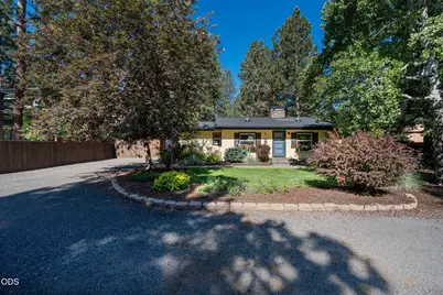 517 S Fir Street, Sisters, OR 97759 - Photo 1