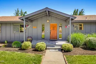 1509 Woodland Dr, Ashland, OR 97520 - Photo 1