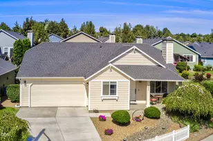 3633 SW 29th St, Redmond, OR 97756 - Photo 1