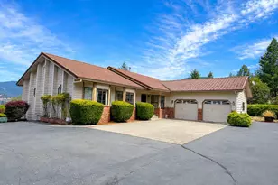 495 Harper Loop, Grants Pass, OR 97527 - Photo 1