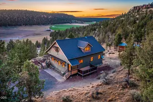 70090 McKenzie Canyon Rd, Sisters, OR 97759 - Photo 1