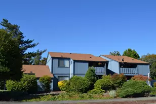 401 NW B St, Grants Pass, OR 97526 - Photo 1