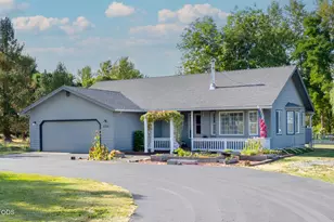 3326 Leonard Rd, Grants Pass, OR 97527 - Photo 1