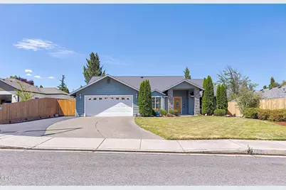 2714 SW Trinity Way, Grants Pass, OR 97527 - Photo 1