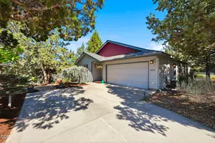 2058 NE Hollowtree Ln, Bend, OR 97701 - Photo 1
