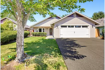 2642 Esther Lane, Grants Pass, OR 97527 - Photo 1