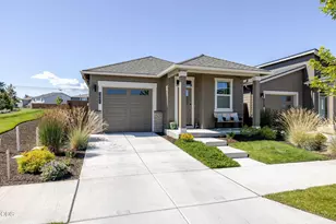3895 NE Oakside Loop, Bend, OR 97701 - Photo 1