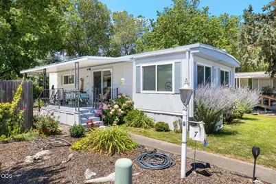 3700 Bellinger Lane #SPC 7, Medford, OR 97501 - Photo 1