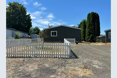 424 4th Street, Metolius, OR 97741 - Photo 1