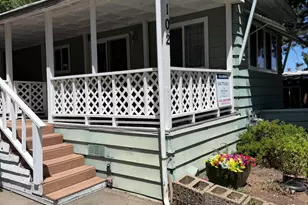 1055 N 5th St, Jacksonville, OR 97530 - Photo 1