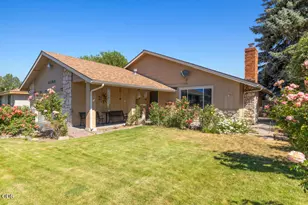 5265 Bartlett Ave, Klamath Falls, OR 97603 - Photo 1