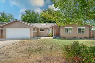 2991 Barclay Rd, Medford, OR 97504 - Photo 1
