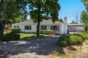 1650 Grand Ave, Medford, OR 97504 - Photo 1