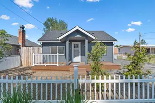3634 Flint St, Klamath Falls, OR 97601 - Photo 1