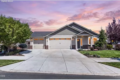 2511 NW Hemlock Way, Redmond, OR 97756 - Photo 1