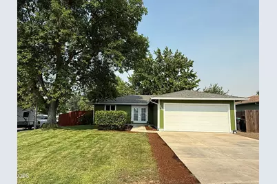 2607 Castle Circle, White City, OR 97503 - Photo 1