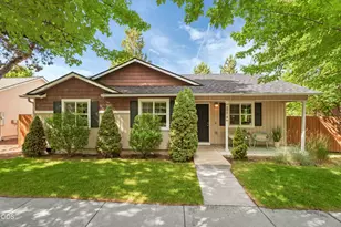 20618 Daisy Ln, Bend, OR 97702 - Photo 1