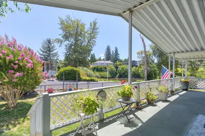 411 Currie Lane, Grants Pass, OR 97526 - Photo 1