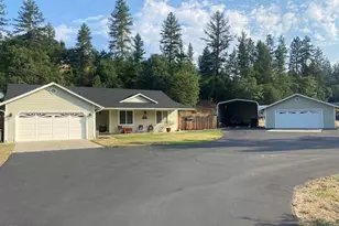458 Barker Dr, Merlin, OR 97532 - Photo 1