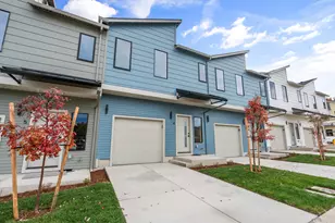 2028 Sunset Dr, Medford, OR 97501 - Photo 1