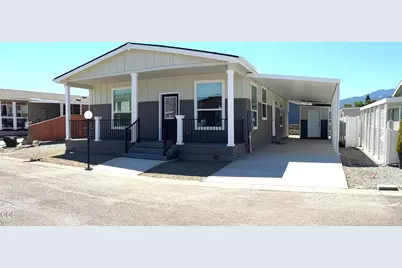 4601 S Pacific Highway #10, Phoenix, OR 97535 - Photo 1