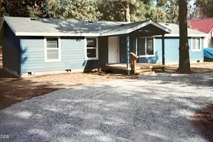 634 S Oak St, Sisters, OR 97759 - Photo 1