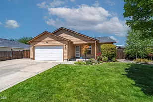 3437 Trent Ave, White City, OR 97503 - Photo 1