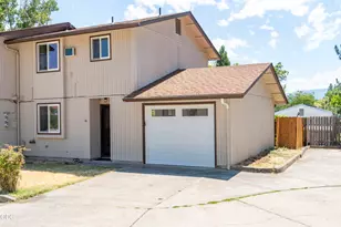 47 SW Eastern Ave, Grants Pass, OR 97526 - Photo 1