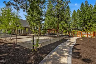 3282 NW Pee Wee Ct, Bend, OR 97703 - Photo 1