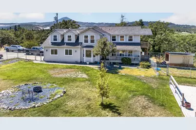 1350 Dry Creek Road, Eagle Point, OR 97524 - Photo 1