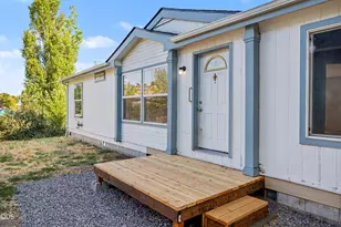 863 California Ave, Klamath Falls, OR 97601 - Photo 1