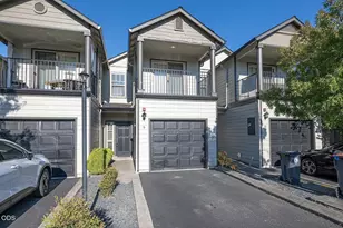 2210 E Barnett Rd, Medford, OR 97504 - Photo 1