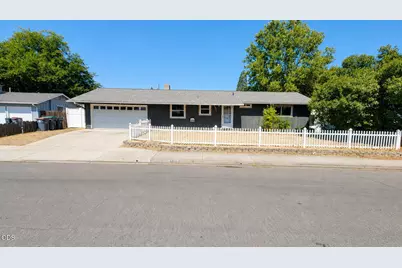 7875 Gladstone Avenue, White City, OR 97503 - Photo 1