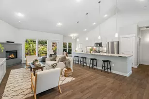 63106 Layton Ave, Bend, OR 97701 - Photo 1