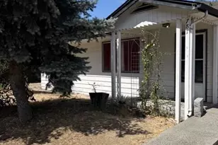 781 N 2nd Ave, Gold Hill, OR 97525 - Photo 1