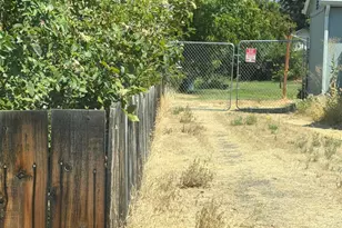 Lawnridge St, Medford, OR 97504 - Photo 1