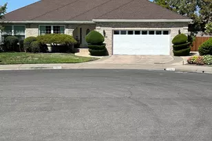 1823 Silvercrest Ct, Medford, OR 97504 - Photo 1