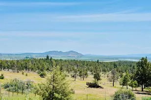 10775 Pat Dr, Klamath Falls, OR 97601 - Photo 1